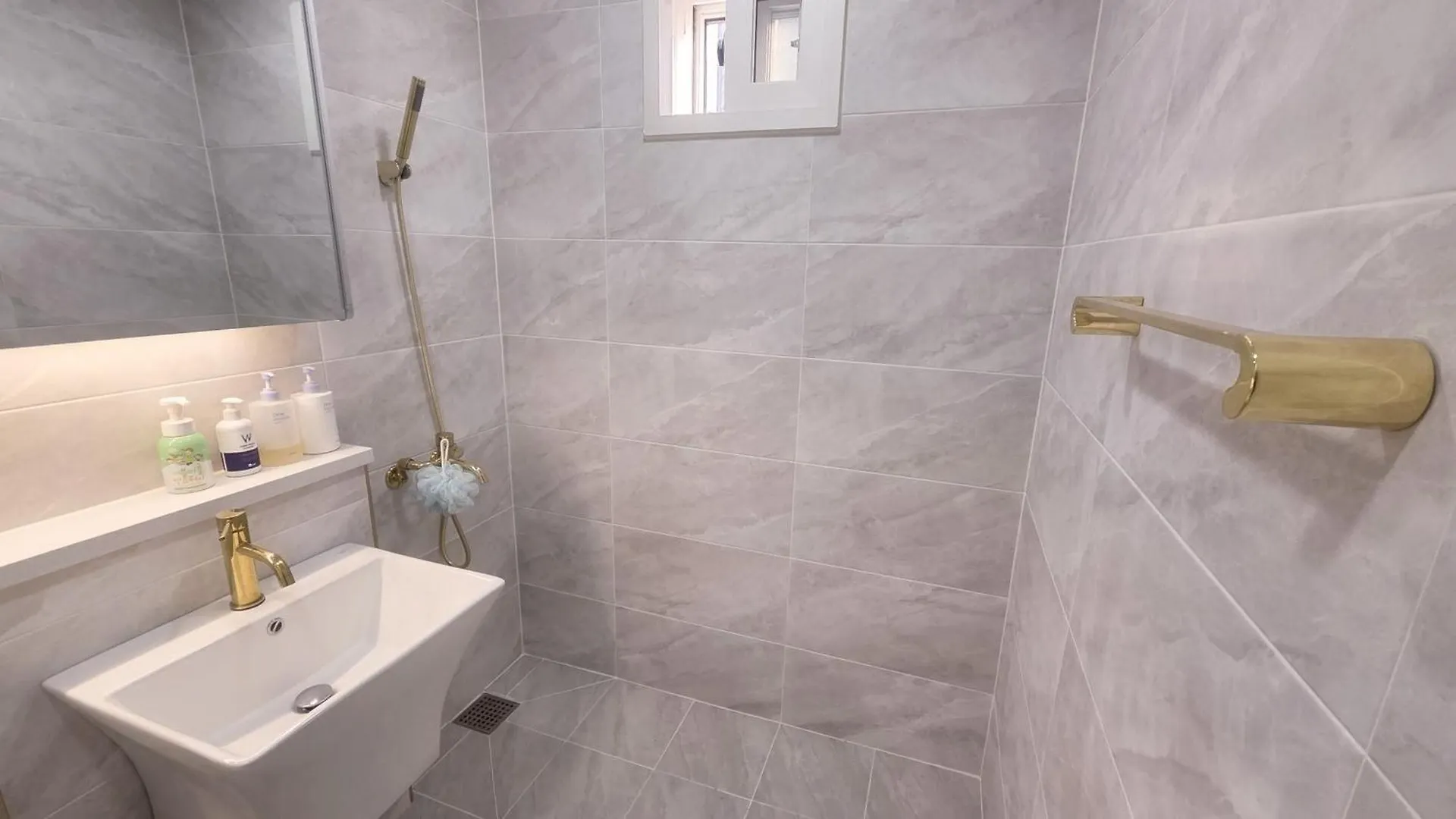 Cheongna Private Entire House, Incheon Villa South Korea